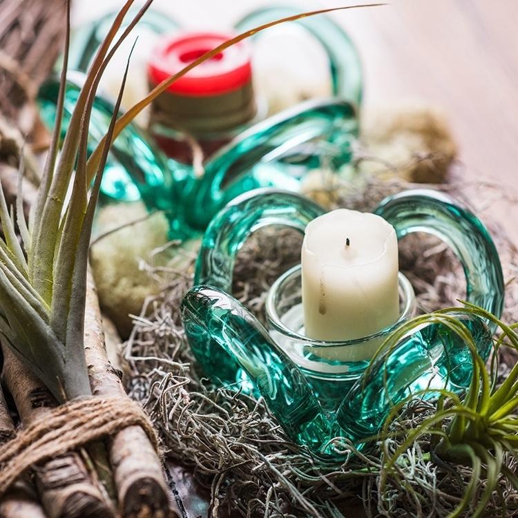 Qingtan Flower Hand-Blown Glass Candle Holder